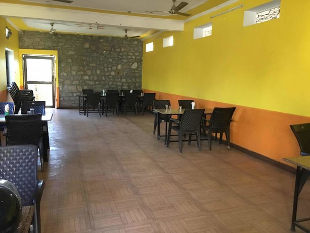 Imagen del bar/restaurante del Hotel Royal Zayka and Restaurant. Foto 10