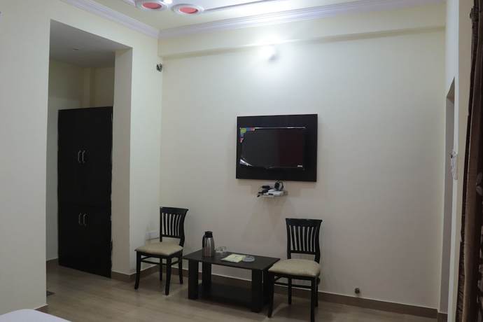 Imagen de la habitación del Hotel Royal Zayka and Restaurant. Foto 13