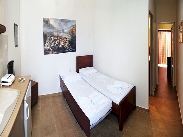 Imagen de la habitación del Hotel Royal and Suites. Foto 6