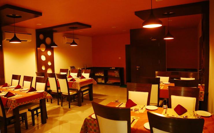 Imagen del bar/restaurante del Hotel Royal inn, Chittorgarh. Foto 6