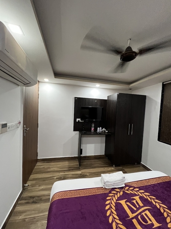 Imagen de la habitación del Hotel Royal inn igi. Foto 10