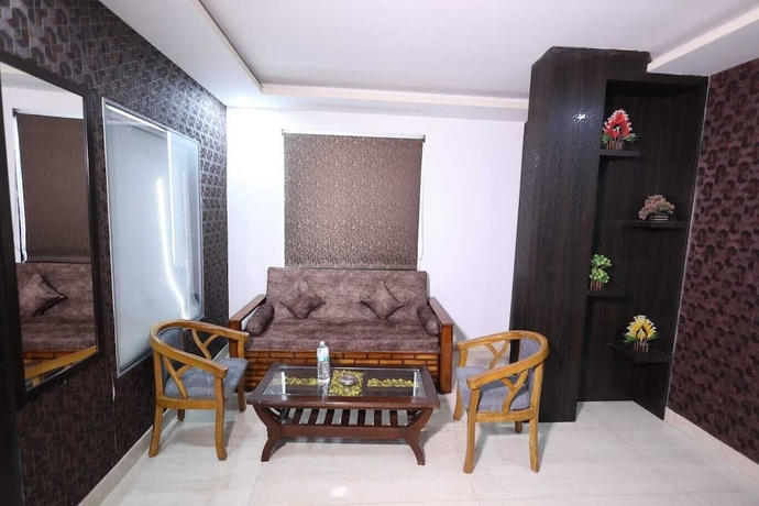 Imagen de la habitación del Hotel Royal inn igi. Foto 12