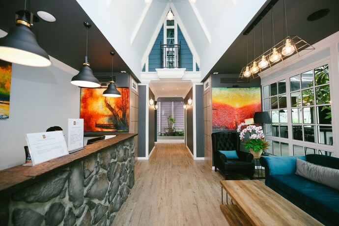 Imagen de los interiores del Hotel Royale Chenang Resort. Foto 23