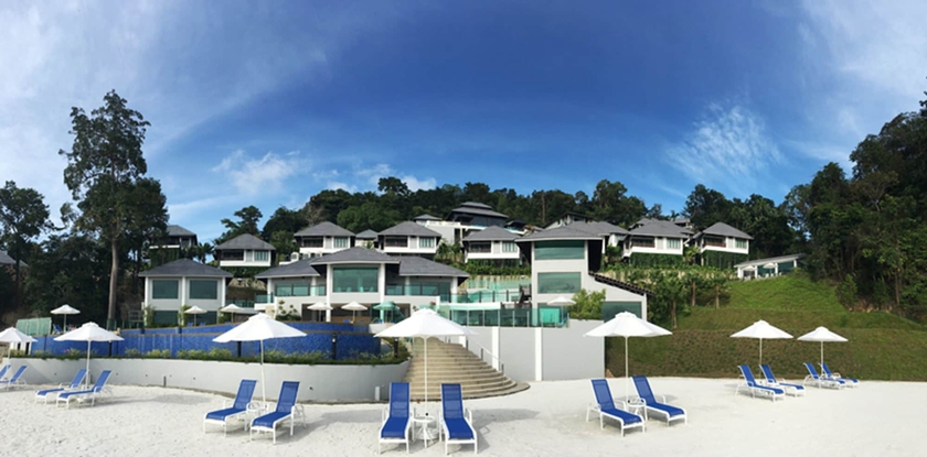 Imagen de los exteriores del Hotel Royale Chulan Cherating Villas. Foto 15