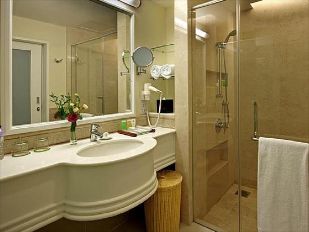 Imagen de la habitación del Hotel Royale Chulan Damansara. Foto 6