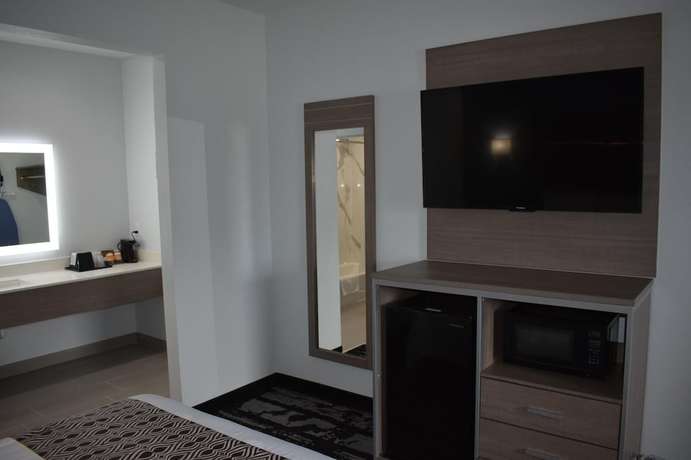 Imagen de la habitación del Hotel Royale. Foto 10