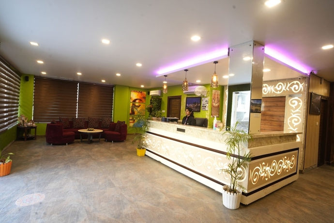 Imagen de los interiores del Hotel Royale Hills. Foto 17