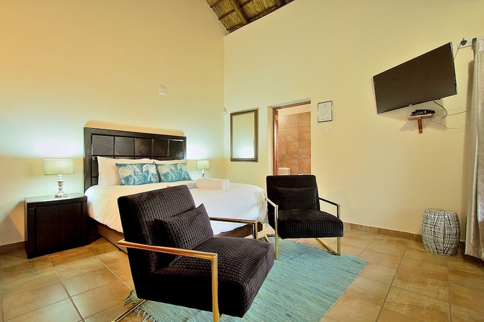 Imagen de la habitación del Hotel Royale Marlothi Safari Lodge. Foto 12