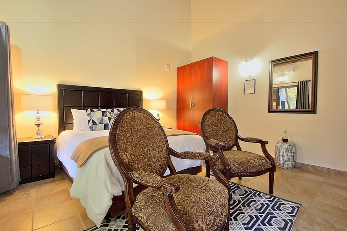 Imagen de la habitación del Hotel Royale Marlothi Safari Lodge. Foto 14