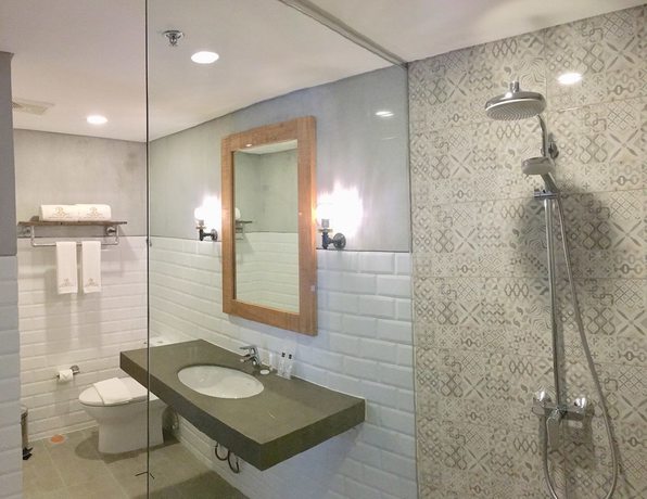 Imagen de la habitación del Hotel Royale Parc Hotel Tagaytay. Foto 8