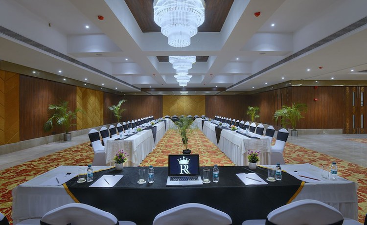 Imagen de los interiores del Hotel Royale Regent. Foto 13