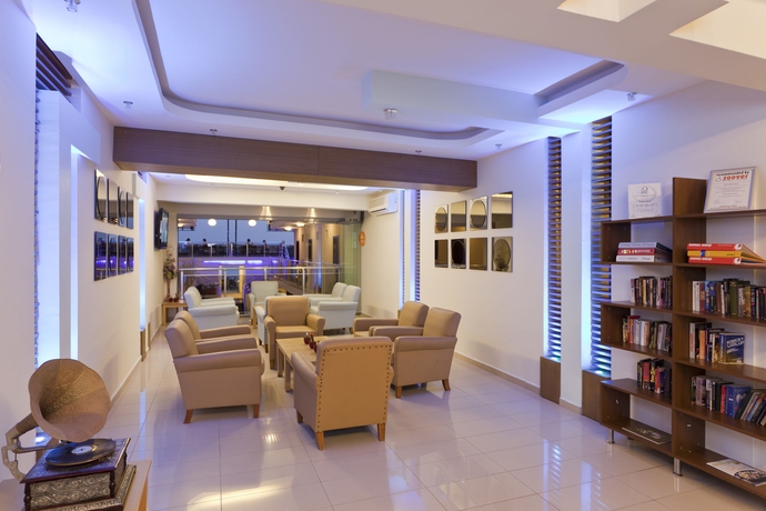 Imagen de los interiores del Hotel Royalisa Palmiye Beach- Adult Only. Foto 11