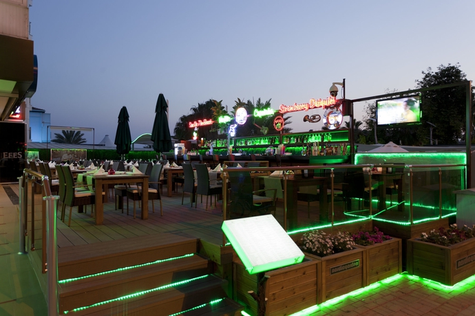 Imagen del bar/restaurante del Hotel Royalisa Palmiye Beach- Adult Only. Foto 9