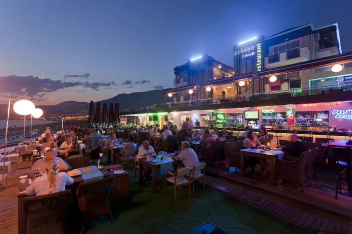 Imagen del bar/restaurante del Hotel Royalisa Palmiye Beach- Adult Only. Foto 10