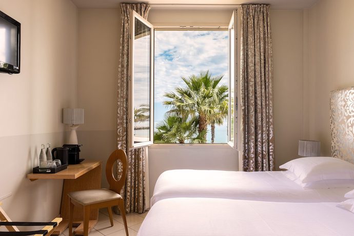 Imagen de la habitación del Hotel Royalmar. Foto 5