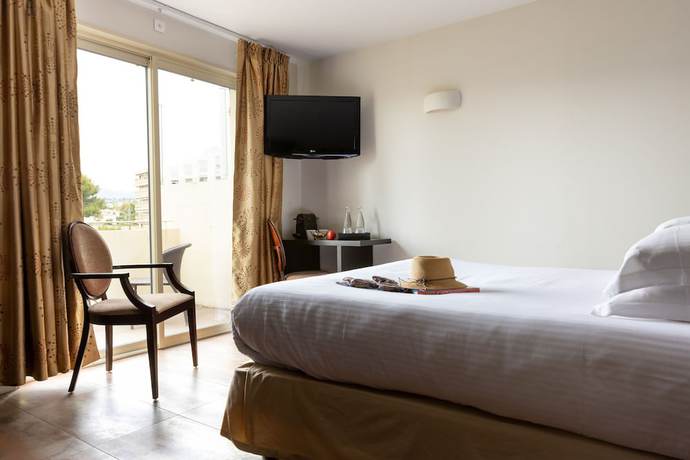 Imagen de la habitación del Hotel Royalmar. Foto 7