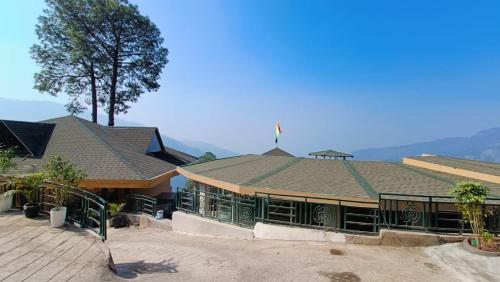 Imagen general del Hotel Royalpine Rosastays Kasauli. Foto 2