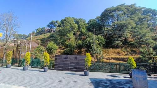 Imagen general del Hotel Royalpine Rosastays Kasauli. Foto 15