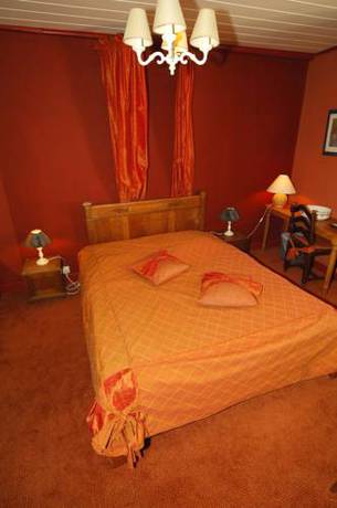 Imagen de la habitación del Hotel Royal-restaurant Bonhomme. Foto 7