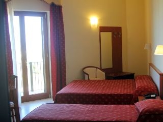 Imagen de la habitación del Hotel Royals Gate. Foto 6