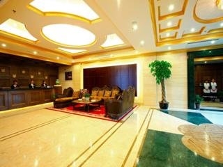 Imagen de los interiores del Hotel Royalston. Foto 5