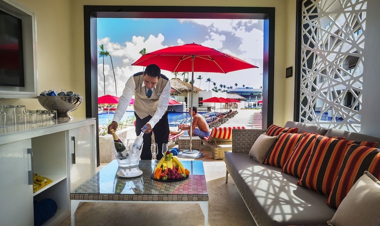 Imagen del bar/restaurante del Hotel Royalton Bavaro, An Autograph Collection All-inclusive Resort and Casino. Foto 2