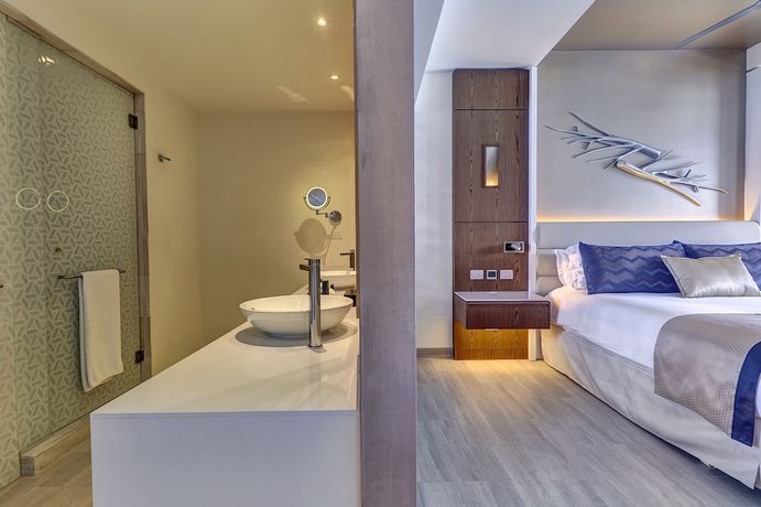 Imagen de la habitación del Hotel Royalton Chic Cancun, An Autograph Collection All-inclusive Resort - Adults Only. Foto 17