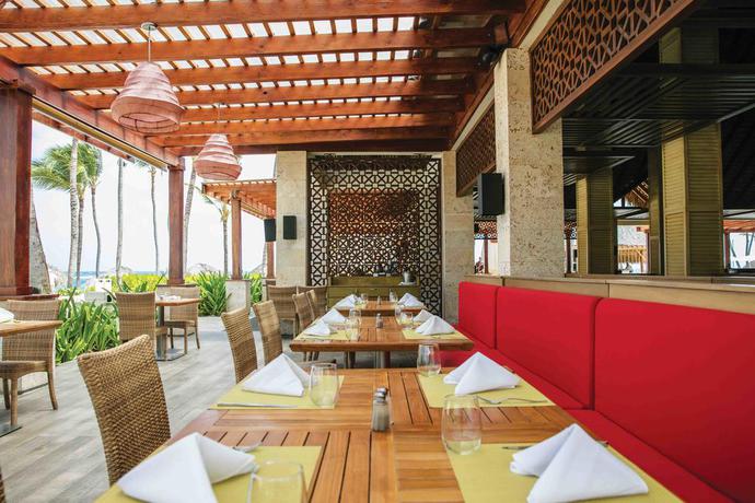 Imagen general del Hotel Royalton Hideaway Punta Cana An Autograph Collection All-Inclusive Resort & Casino Adults Only. Foto 2