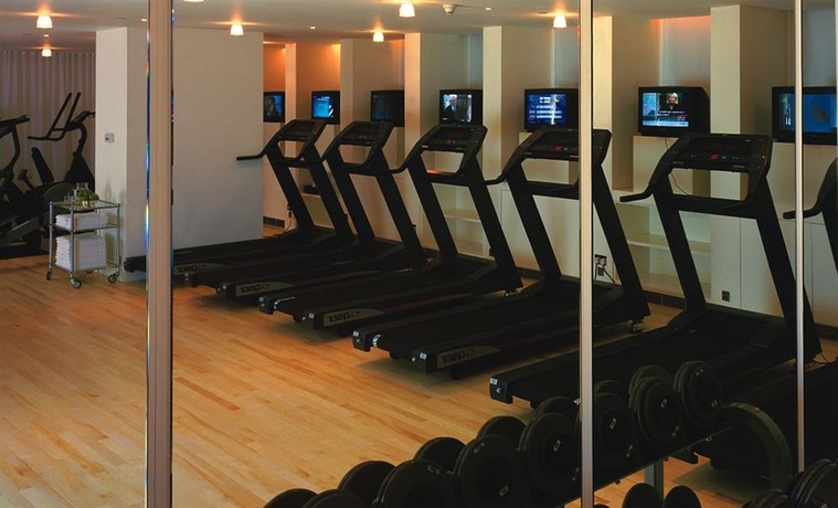 Imagen de los interiores del Hotel Royalton, Nueva York. Foto 10