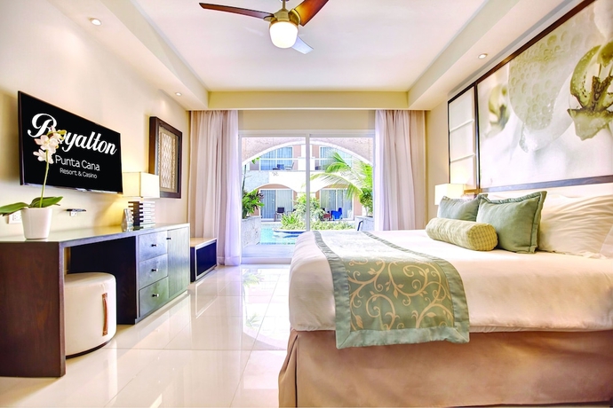 Imagen de la habitación del Hotel Royalton Punta Cana Resort and Casino. Foto 3