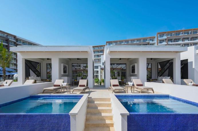 Imagen de los interiores del Hotel Royalton Splash Riviera Cancun, An Autograph Collection All-inclusive Resort. Foto 16