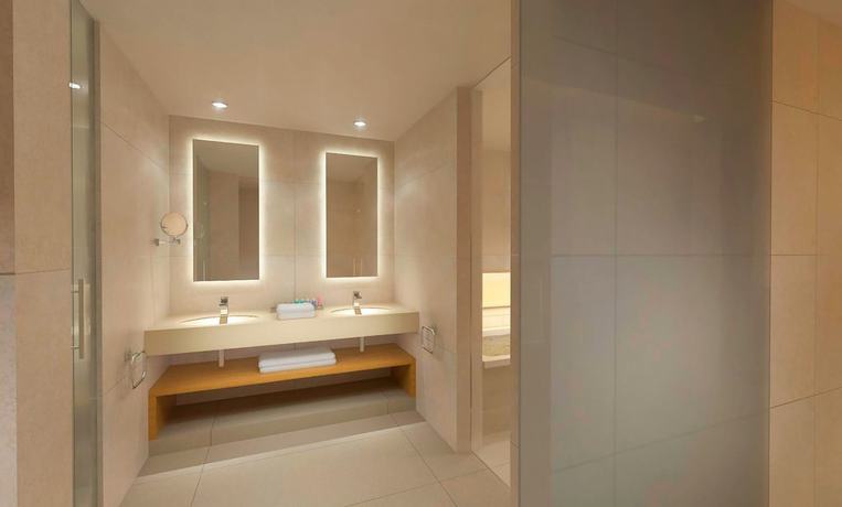 Imagen de la habitación del Hotel Royalton Splash Riviera Cancun, An Autograph Collection All-inclusive Resort. Foto 5