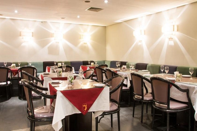 Imagen general del Hotel Royalty Copacabana. Foto 9