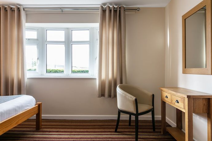 Imagen de la habitación del Hotel Roydon Marina Village, Harlow. Foto 9