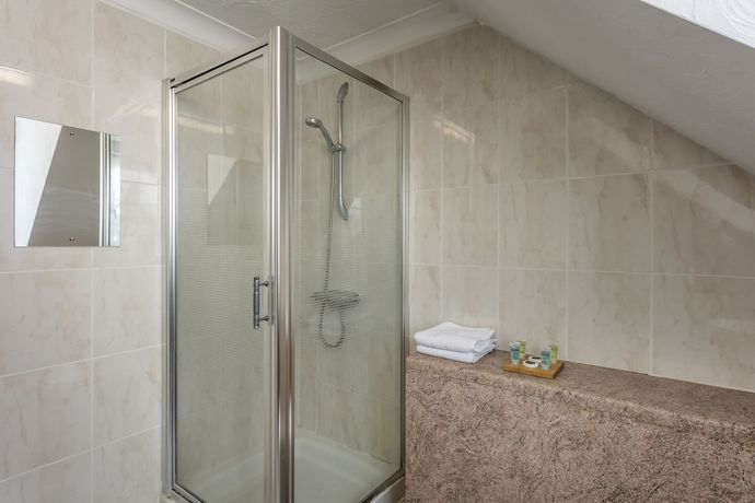 Imagen de la habitación del Hotel Roydon Marina Village, Harlow. Foto 10