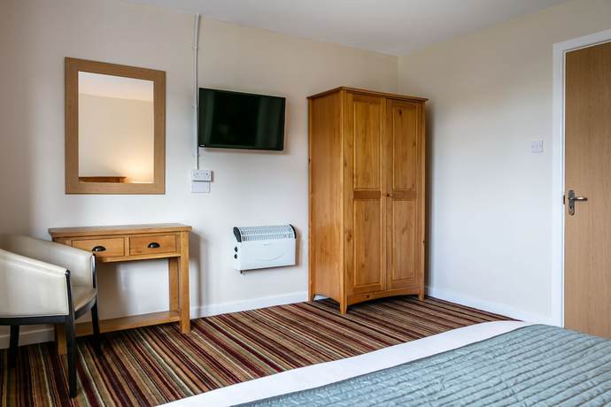 Imagen de la habitación del Hotel Roydon Marina Village, Harlow. Foto 14
