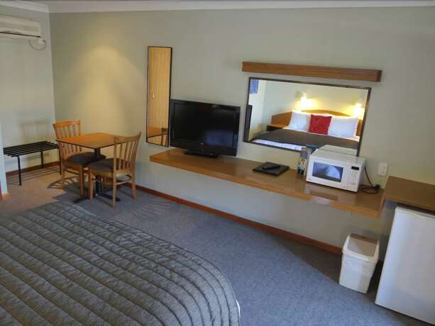 Imagen de la habitación del Hotel Roydons Motor Inn. Foto 18