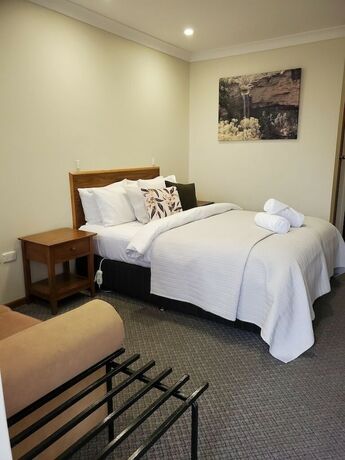 Imagen de la habitación del Hotel Roydons Motor Inn. Foto 23