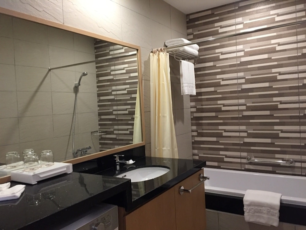 Imagen de la habitación del Hotel Roygent Parks Hanoi. Foto 11