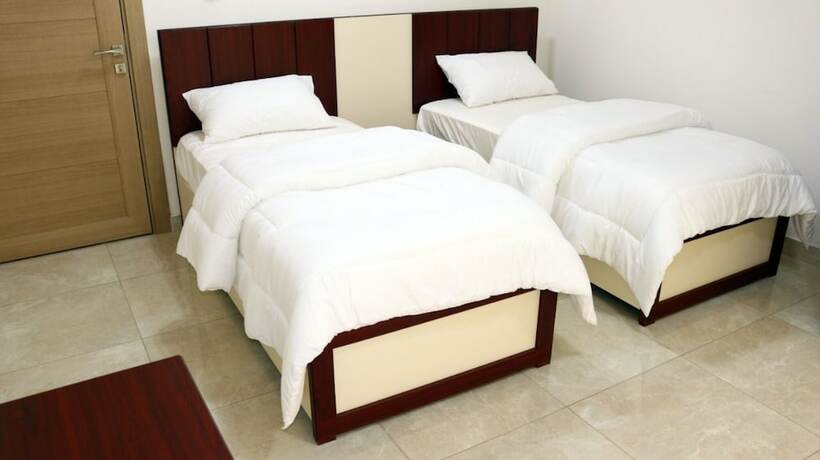 Imagen de la habitación del Hotel Roza Apatments. Foto 9