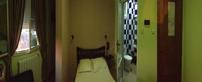 Imagen de la habitación del Hotel Roza, Dar El Be&iuml;da. Foto 4