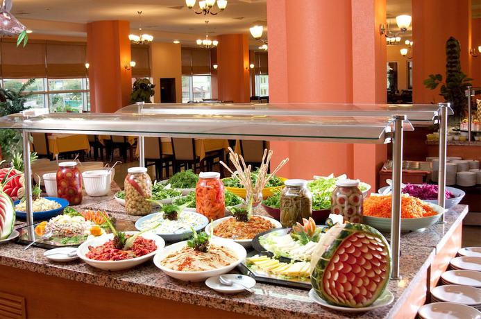 Imagen del bar/restaurante del Hotel Roza Resort Thermal. Foto 3