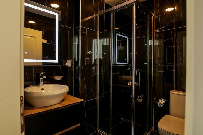 Imagen de la habitación del Hotel Rozafa Blu. Foto 8