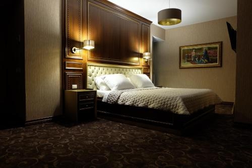 Imagen de la habitación del Hotel Rozafa. Foto 8