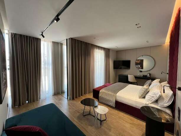 Imagen de la habitación del Hotel Rozafa Palace. Foto 17