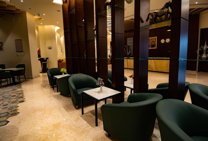 Imagen del bar/restaurante del Hotel Rozana. Foto 2