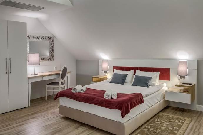 Imagen de la habitación del Hotel Rozbicki. Foto 13