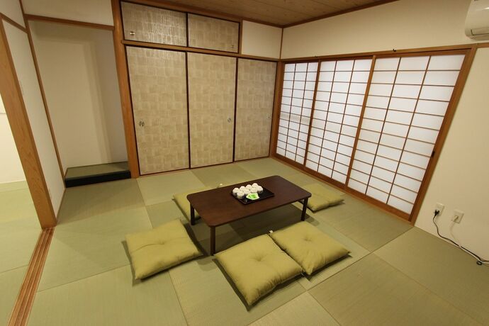 Imagen general del Hotel Rozy Namba. Foto 9