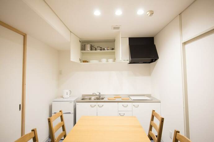 Imagen de la habitación del Hotel Rozy Namba. Foto 18