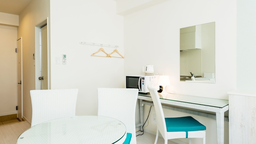 Imagen de la habitación del Hotel RozzZ STAY. Foto 4